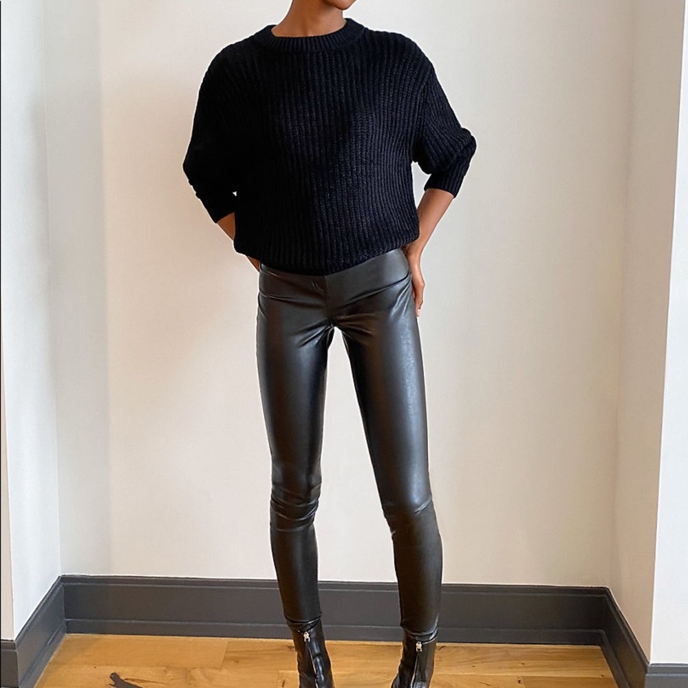 Aritzia Wilfred Essential Chenille Sweater XS